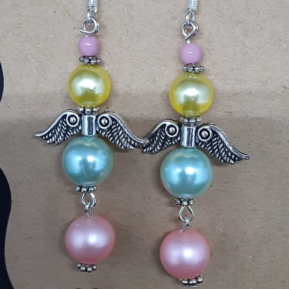 Pretty in pastels angel earings - Picture 2 of 3